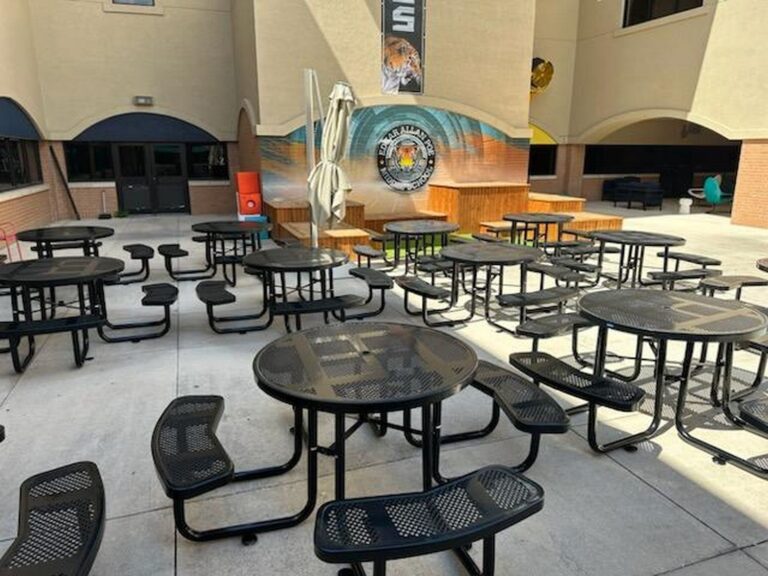 alamo-csr-outdoor-furniture-01