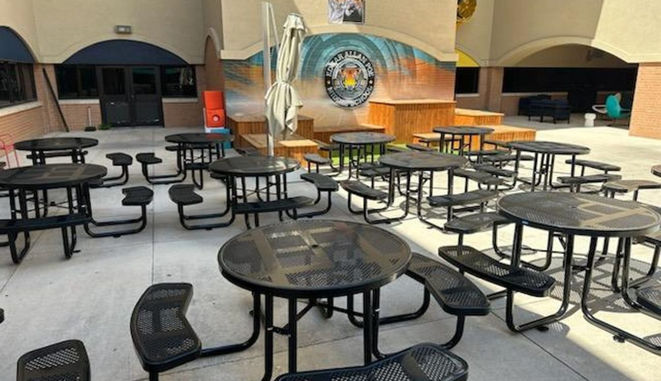 alamo-csr-outdoor-furniture-01
